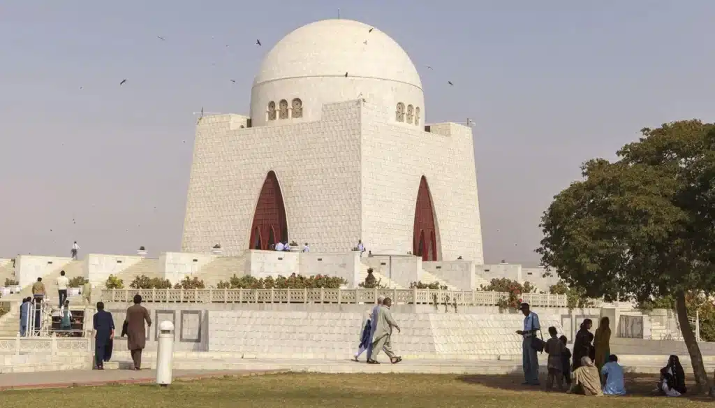 Tomb-Mohammed-Ali-Jinnah-Karachi-Pakistan