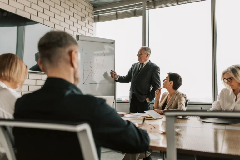 Why Every Industry Needs Professional Mentors Today